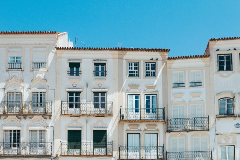 Hiszpania: Odkryj przystępne cenowo marzenia o własnym mieszkaniu